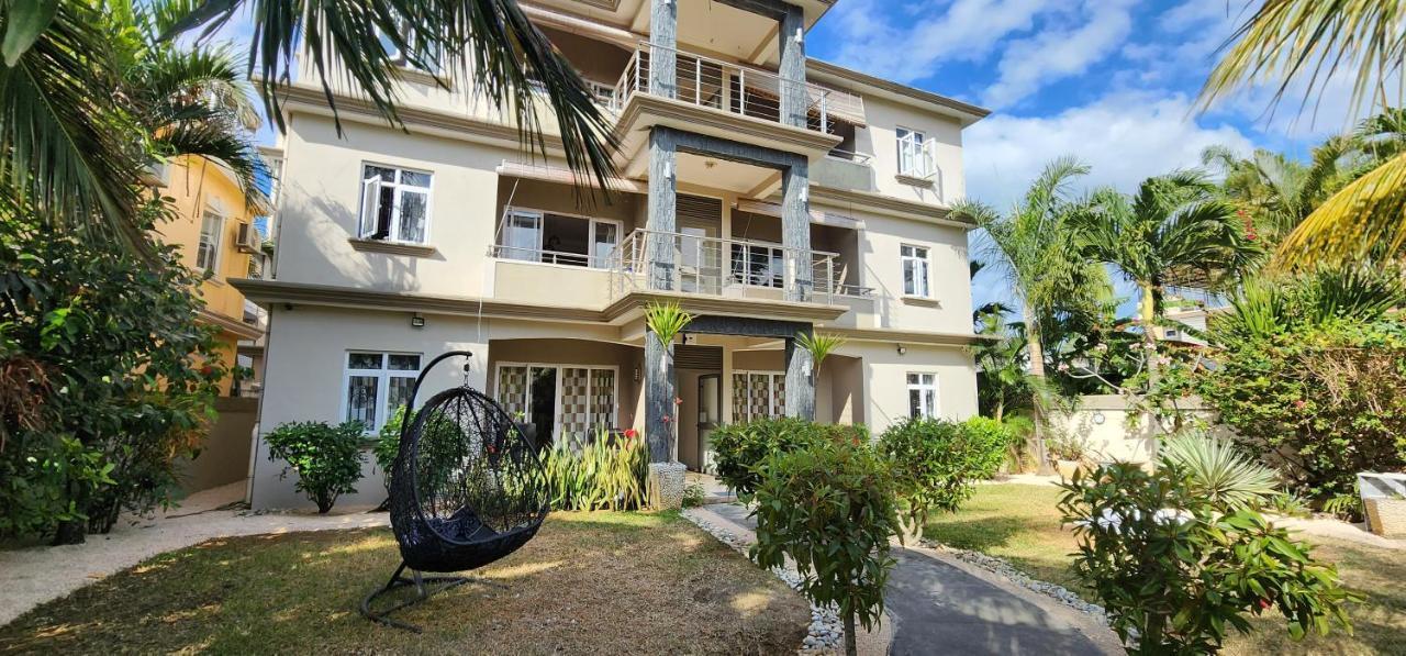 Number 7, 2Nd Floor, Pebble Bay Apartments With Garden View 그란데 바이예 외부 사진