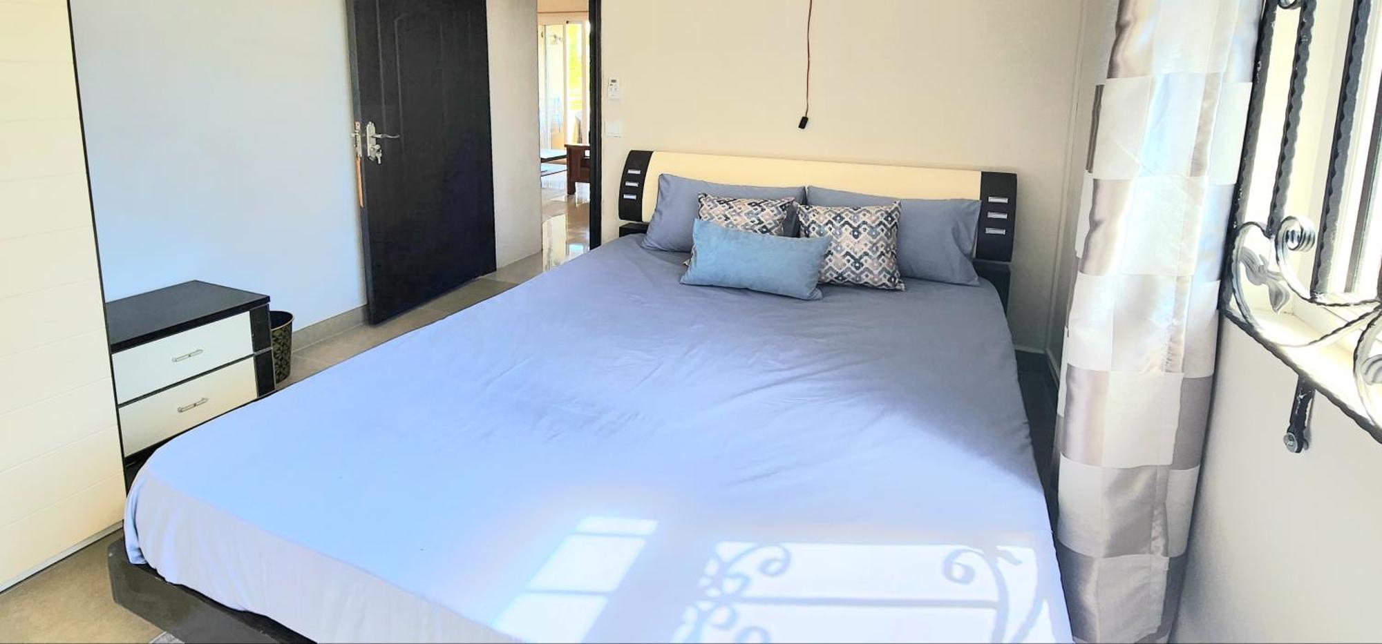 Number 7, 2Nd Floor, Pebble Bay Apartments With Garden View 그란데 바이예 외부 사진