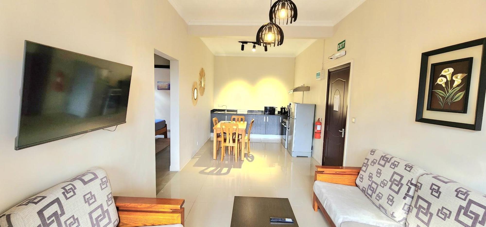 Number 7, 2Nd Floor, Pebble Bay Apartments With Garden View 그란데 바이예 외부 사진